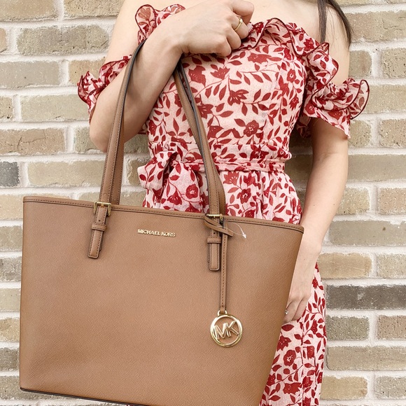 Gaby’sBags👜💕-NWT Michael Kors Medium Tote Brown - Picture 2 of 7